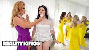 REALITY KINGS – Bride Keira Croft Has Some Lesbian Fun With Her Mother-In-Law Sedona Reign Before The Wedding