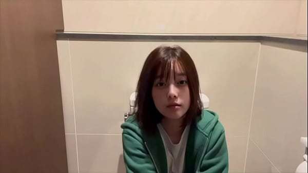 【女子大生のルーティン】今日も買い物中にト◯レでひとりでしてしまいました