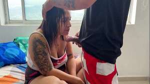 Mi marido contrata a un maestro de musica y este me folla tan duro que me hace venir a chorros.