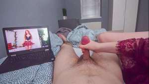 Stepmom Jerking Off Stepson Watching Nude Try-On In The Morning – Reaction To DestinationKat