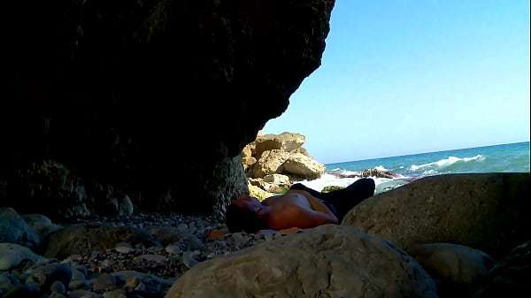 Black mom fucked on a beach