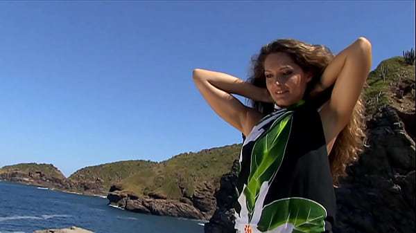 Vayana Has A Very Public Threesome On A Jetty At The Beach