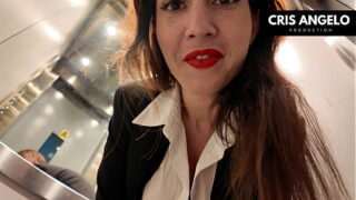 apagon espana blackout spain bloquee dans lascenseur elle finit par baiser son voisin marie part 02