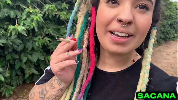 Comendo ela dentro do mato