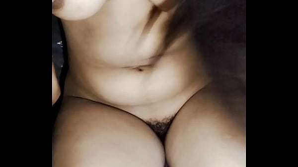 Indian girlfriend showing her boobs in the car & enjoy with her boy friend