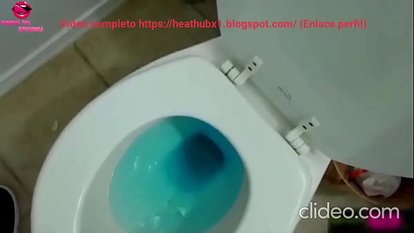 Lana rhoades se folla al hermanastro en el baño (Sub español) video completo enlace parte superior