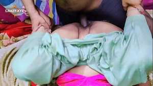 Desi village girl tight pussy first time xxx video, desi hot beautiful Girlfriend sex in hindi video