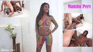 Negra alta deliciosa