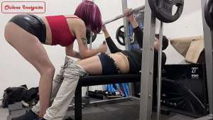 Entrenadora hot se culea a su cliente – TRAILER