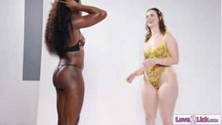 Big tits Siri Dahl sets pussy on ebony milf Ana Foxxx mouth