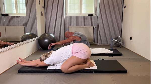 Curvy MILF Fucked By Big Dick In Public Gym – MILF XXX