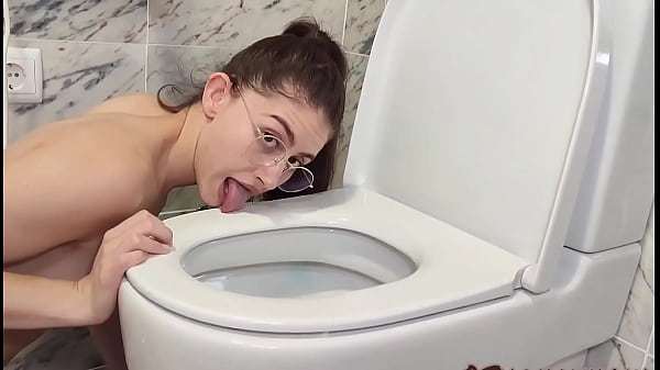 Dirty toilet sla very ferish