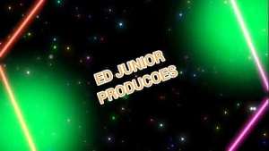 FUDI UMA NOVINHA EBONY SEM CAMISINHA COM A BUNDA MELADA DE ÓLEO(COMPLETO NO RED E NO SHEER)