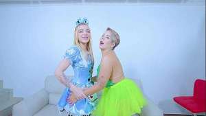 ANAL SLUTS! LARY LACERDA AND MARY REDQUEEN GETS A ANAL FUCK A LOT – FODAS ANAIS! LARY LACERDA E MARY REDQUEEN FAZEM MUITA FODA ANAL