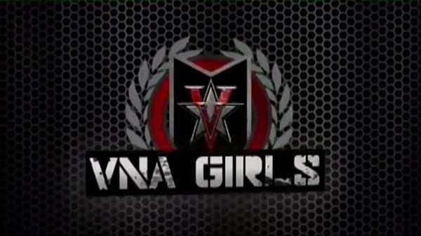 Blonde Cougar Vicky Vette Gets Cumshot On Her Tits After Deepthroat!