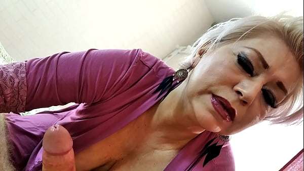 Hot Russian-Ukrainian MILF AimeeParadise: Oral Elegy-2…