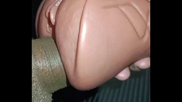 Lipsy: mamada y sexo anal! De la boca al ano.
