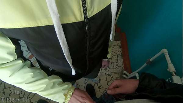 Risky Blowjob and Swallowing a Mouthful of Cum on a Public Staircase