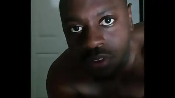 Who wants some caffeine free rootbeer soda beverage with rootbeer flavored anus for free 1