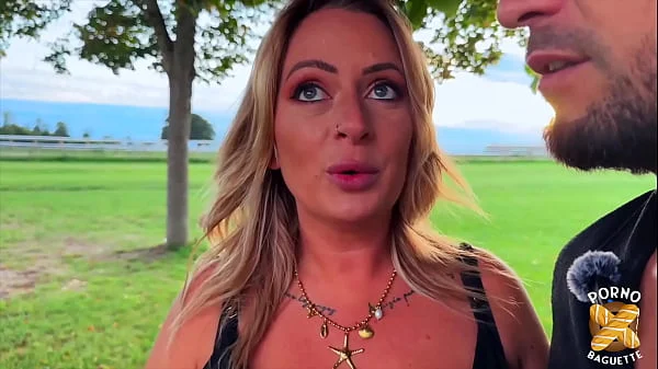 Giulia Piana, sublime milf, aime la bonne baise !