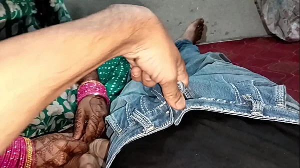 Indian Bhabhi’s Hardcore ass fucking video in doggy style with clear Hindi audio moaning