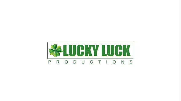 Lucky Gurl INKDUP – Fruit Rollup Blowjob With A Huge Cumshot