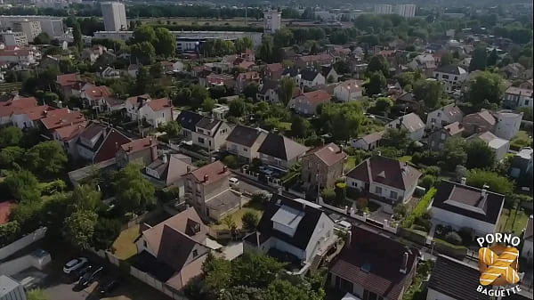 Monyca, milf atomique, adore se faire prendre par des bites