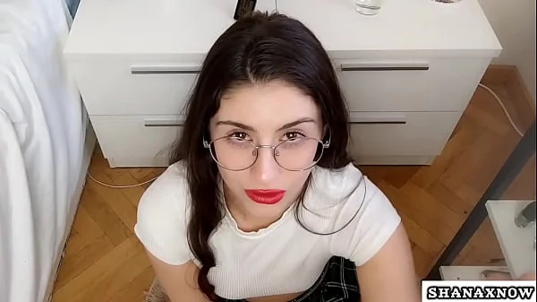 POV HANDJOB DIRTY TALKING EYE CONTACT