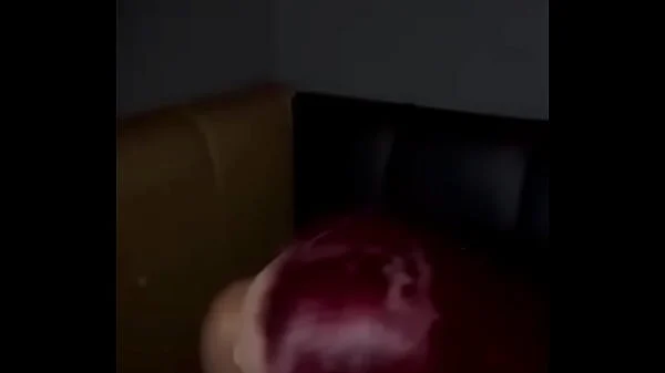 Completo GRÁTIS: Tudo sem cortes De vermelho provocando, mamei ele gostoso… ele me chupou até gozar, cavalguei louca e levei de quatro até sentir tudo dentro. De graça pra vocês babarem