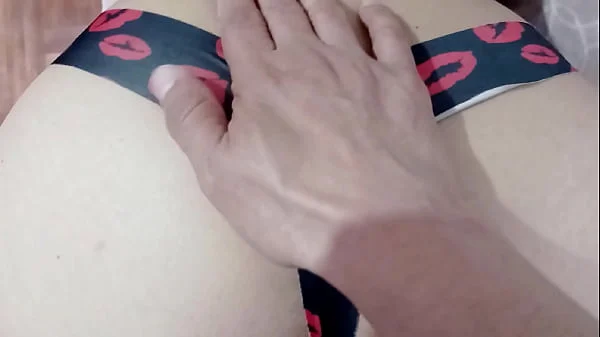 xxx Que facil es follar a mi hijastra virgen