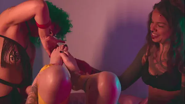 You Can Have my Pussy Only If You Lick My Toes First