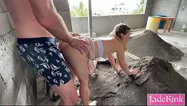 Amateur exhibitionist couple fucking on a construction site