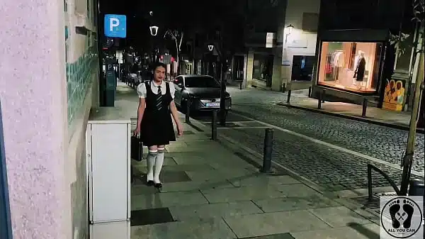 ANA SPEARS CAUGHT BY TWO MASKED STRANGERS BJ FUCK CUMWALK FILM