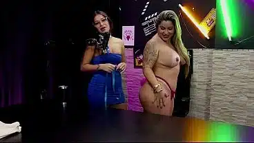 COMPILADOS DA JULI FIGUEIRÓ NO PAPO COM TIFANY (SWING CAST) – PARTE 1 (WATCH ON: SHEER/RED)