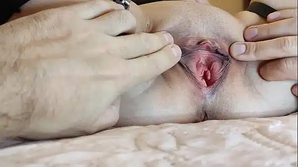 Домашняя БДСМ сессия – раскрываем губки на писе