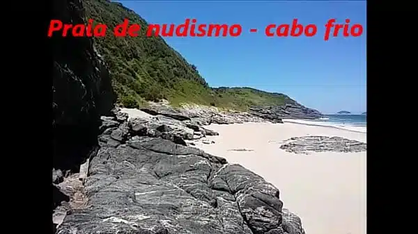 EU NA PRAIA DE NUDISMO EM CABO FRIO