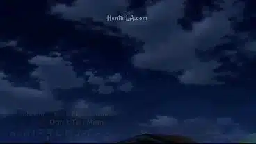 Hermanos se Cojen mientras la madre no ve