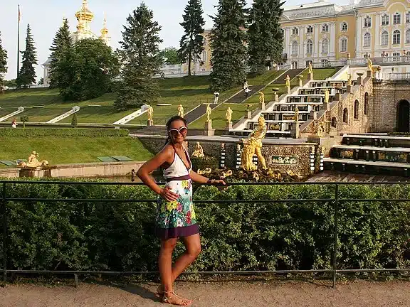 Hot ass girl having sex in the park