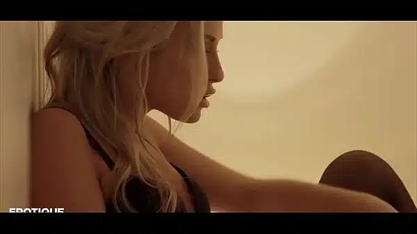 Lovely Czech Babe Vinna Reed Loves Sensual Sex