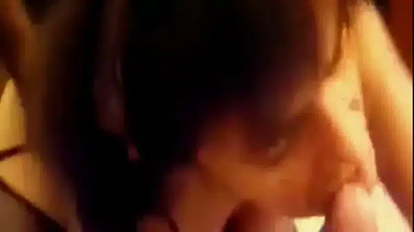 madura argentina enfiestada y bien trola