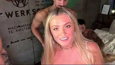 MILF Miss Alice Gives Us Her Beautiful Ass in a Huge Gangbang with 4 Huge Cocks