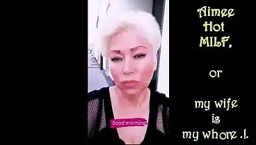 Nothing adorns a mature woman like a dildo in her wet cunt (2) .!. ))