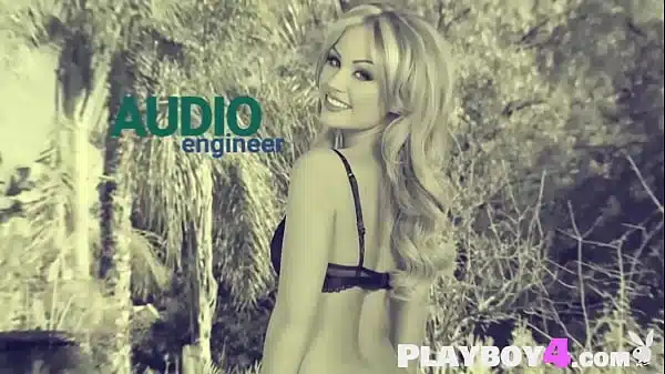 Sexy big ass blonde MILF Elyse Jean posing outdoor and exposed sexy all natural body