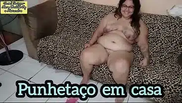 Trailer: punhetaço em casa com estranhos – completo no RED