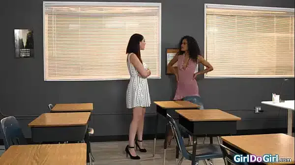 Former bffs licking pussy during reunion