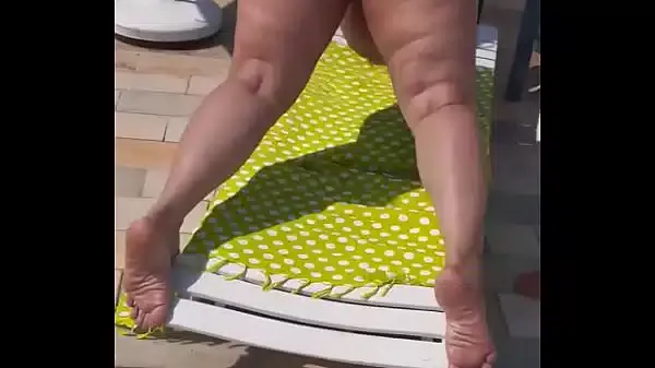 MINHA SOGRA RABUDA TOMANDO SOL DO MEU LADO