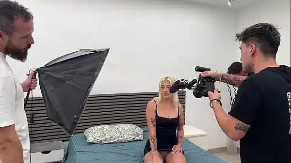 Primer casting GANG BANG Bonny Blondie -DOUBLE PENETRATION DOMINATION-