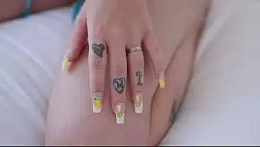 Alluring Bombshell Cubbi Thompson’s Amazing Pussy-Pounding And Facial Moment