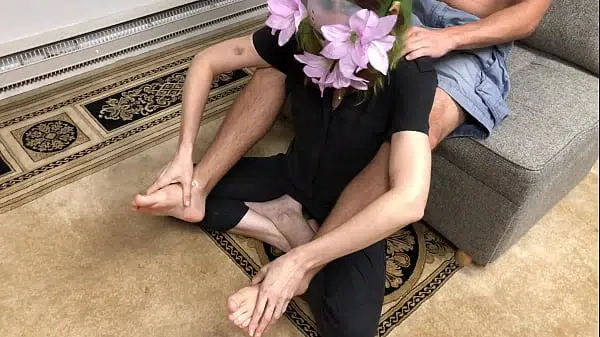 Belyla Bradley Gives Footjob