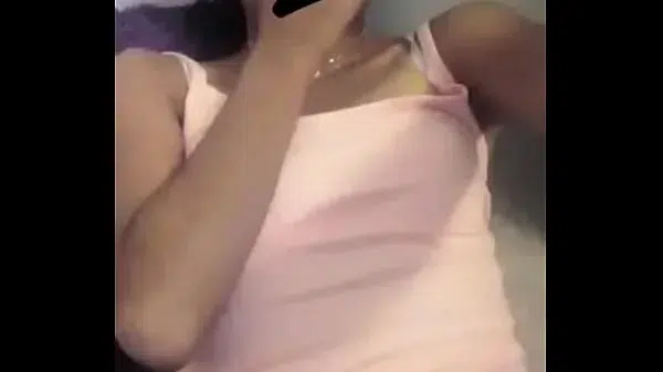 Chica de 18 años coqueteando